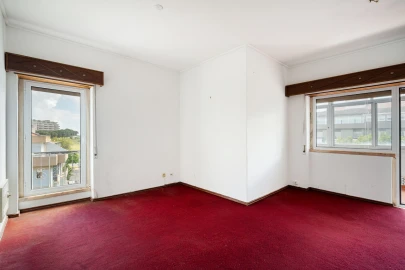 Apartamento T4 para Venda em Algés, Linda-A-Velha e Cruz Quebrada-Dafundo