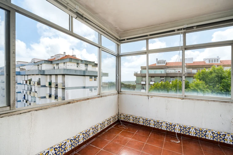 Apartamento T4 para Venda em Algés, Linda-A-Velha e Cruz Quebrada-Dafundo Foto 8
