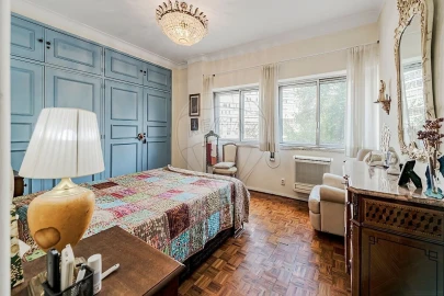 Apartamento T4 para Venda em Alvalade