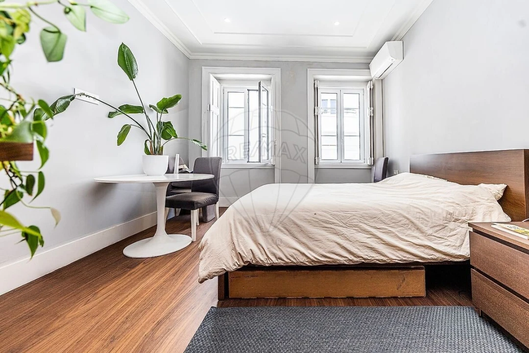 Apartamento T1 para Venda em Misericórdia Foto 18