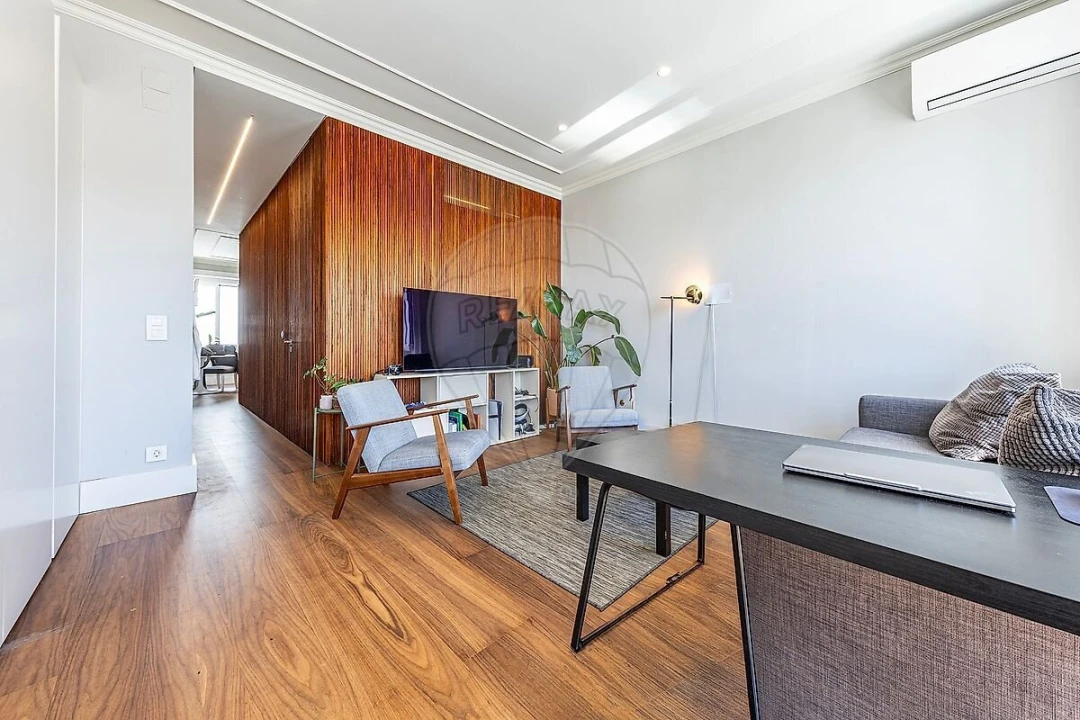 Apartamento T1 para Venda em Misericórdia Foto 9