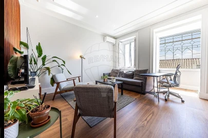 Apartamento T1 para Venda em Misericórdia