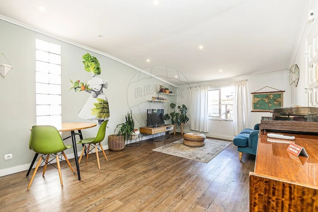 Apartamento T1 para Venda em Misericórdia Foto 2