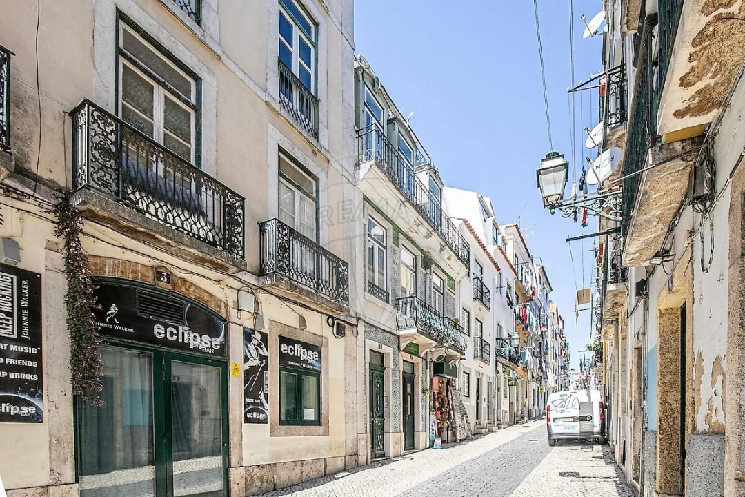 Apartamento T1 para Venda em Misericórdia Foto 20