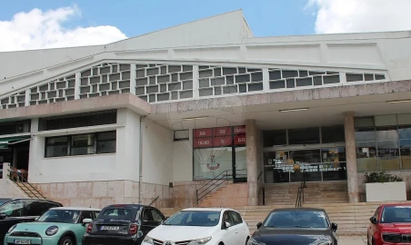 Loja para Arrendamento em Alvalade
