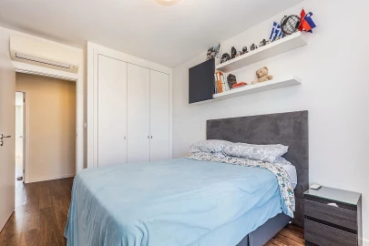 Apartamento T4 para Venda em Carcavelos e Parede