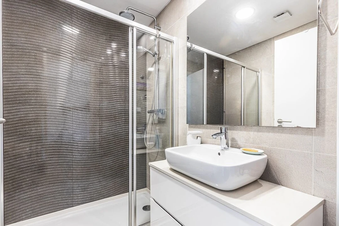 Apartamento T4 para Venda em Carcavelos e Parede Foto 23