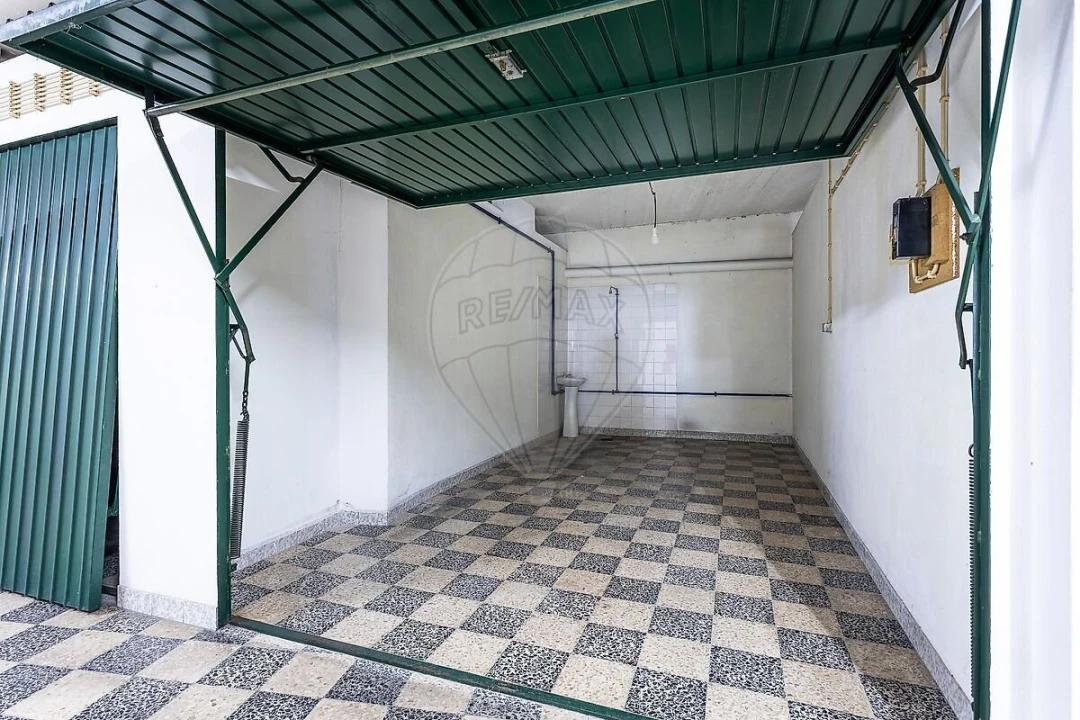 Garagem para Venda em Sesimbra (Santiago) Foto 2