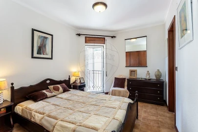 Apartamento T2 para Venda em Sesimbra (Santiago)