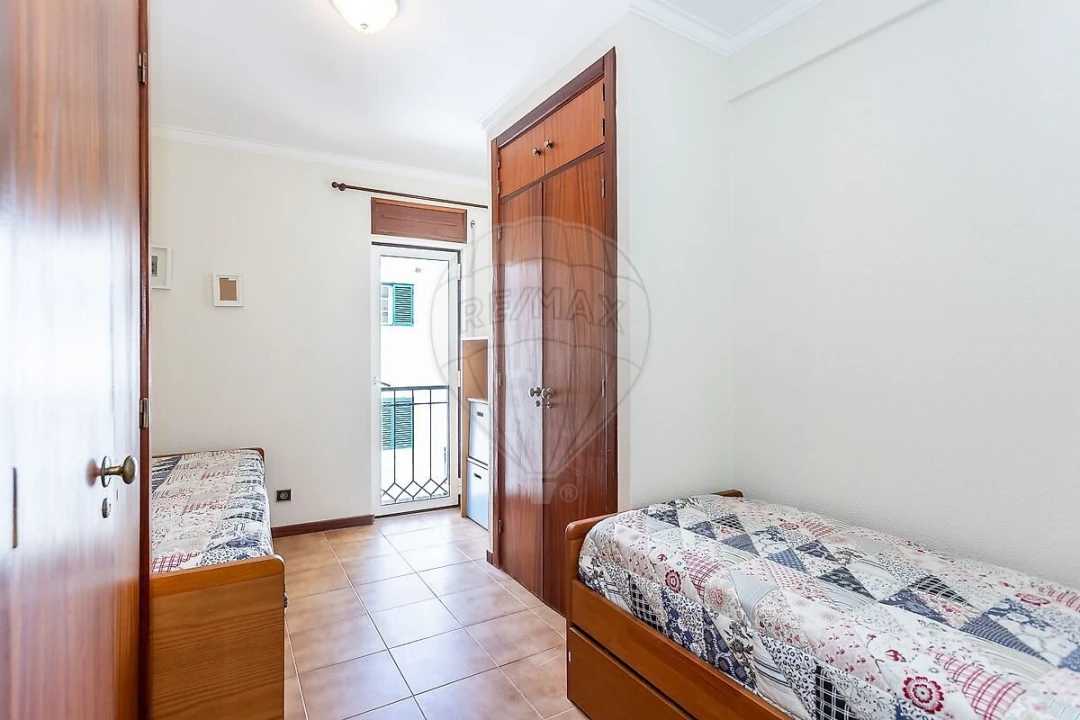 Apartamento T2 para Venda em Sesimbra (Santiago) Foto 13
