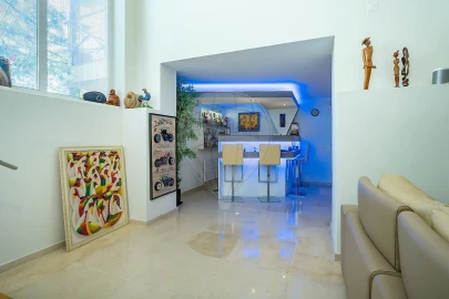 Moradia T6 para Venda em Belém