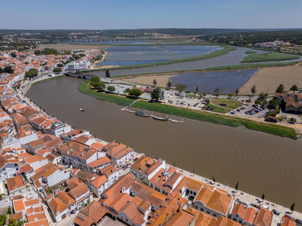 Terreno para Venda em Santa Maria do Castelo e Santiago e Santa Susana Foto 11