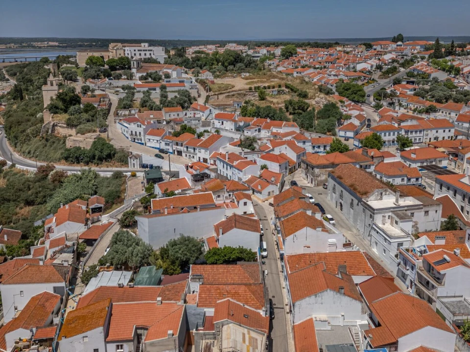 Terreno para Venda em Santa Maria do Castelo e Santiago e Santa Susana Foto 13