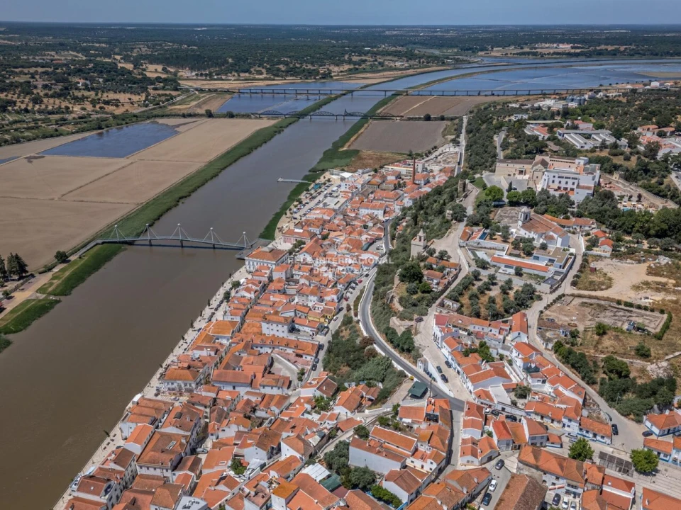 Terreno para Venda em Santa Maria do Castelo e Santiago e Santa Susana Foto 10