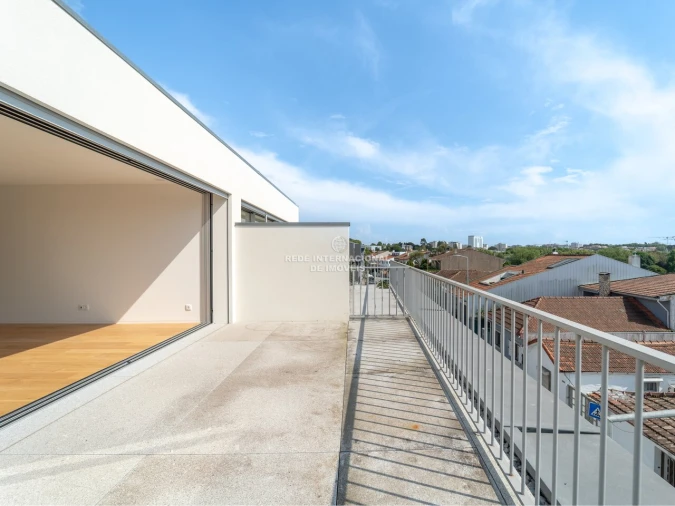 Moradia T4 para Venda em Aldoar, Foz do Douro e Nevogilde Foto 16