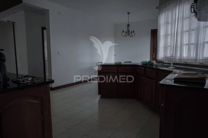 Moradia T3 para Venda em Urzelina (São Mateus)