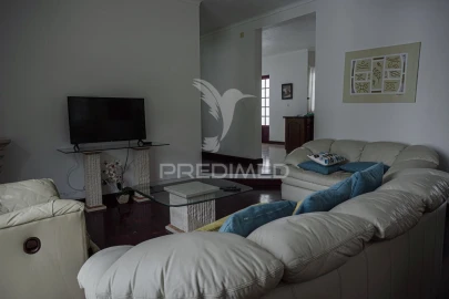 Moradia T3 para Venda em Urzelina (São Mateus)