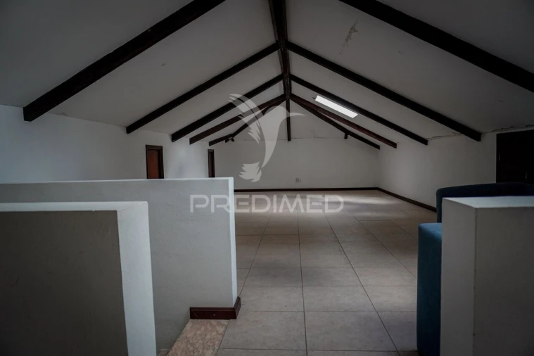 Moradia T3 para Venda em Urzelina (São Mateus) Foto 32