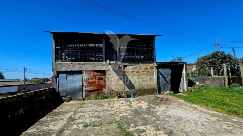 Moradia T3 para Venda em Negreiros e Chavão