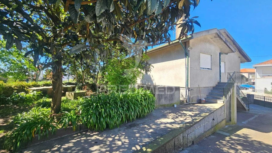 Moradia T3 para Venda em Negreiros e Chavão Foto 26