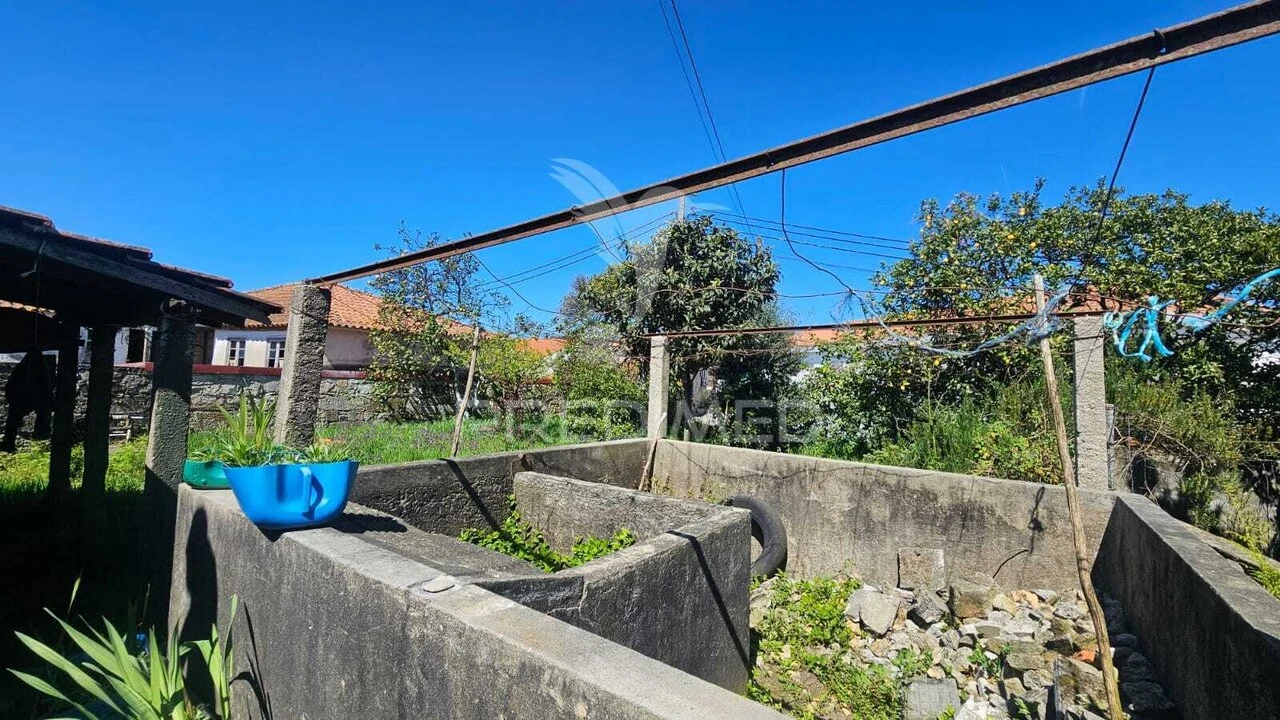 Moradia T3 para Venda em Negreiros e Chavão Foto 28