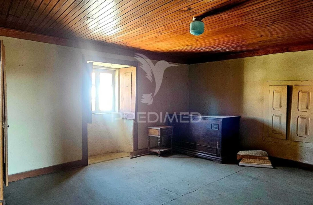 Moradia T3 para Venda em Negreiros e Chavão Foto 15