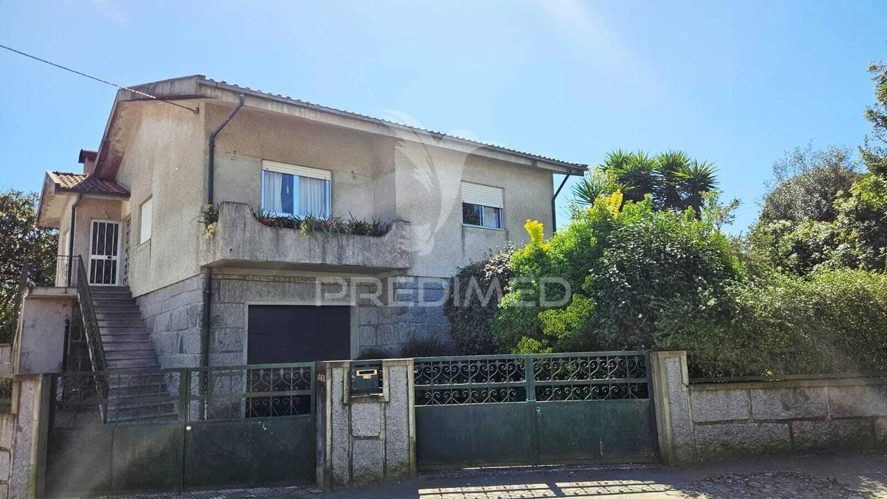 Moradia T3 para Venda em Negreiros e Chavão Foto 1