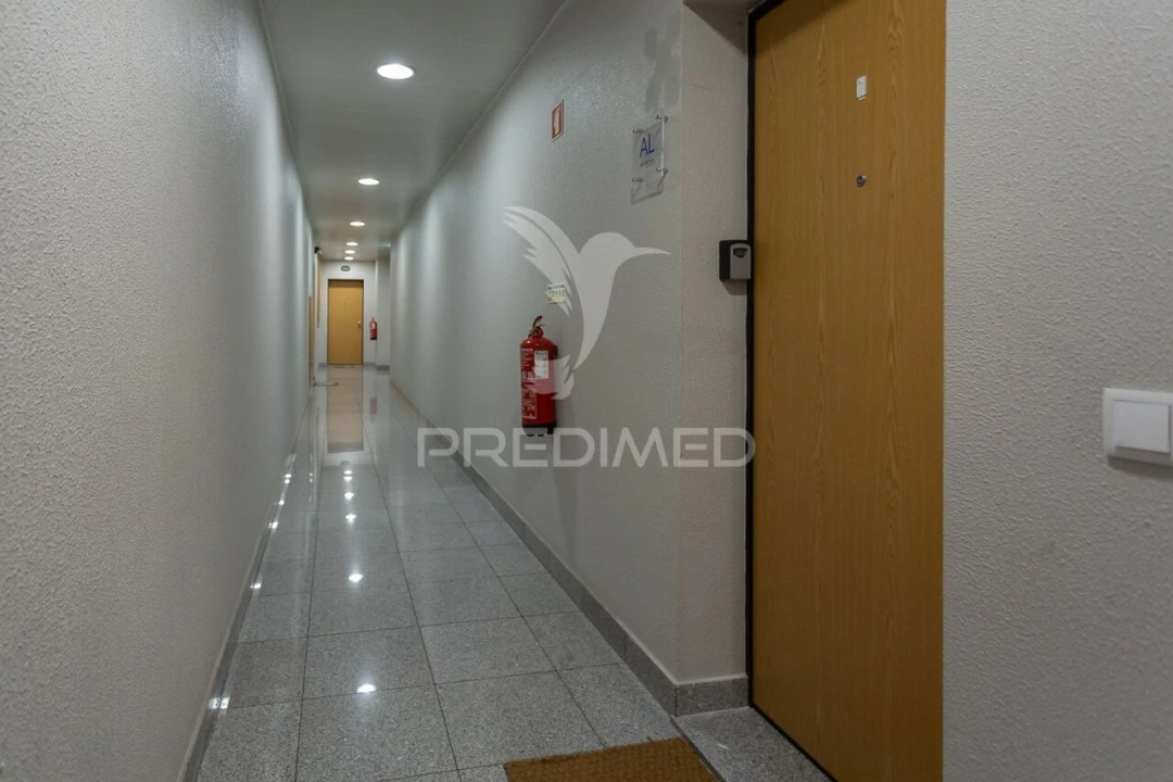 Apartamento T3 para Venda em Silves Foto 23