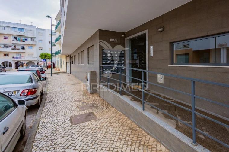 Apartamento T3 para Venda em Silves Foto 22