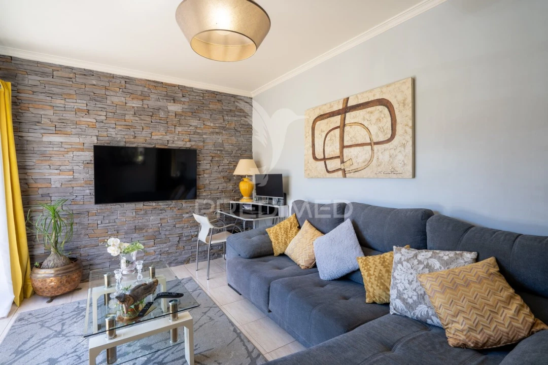 Apartamento T2 para Venda em Caniço Foto 7