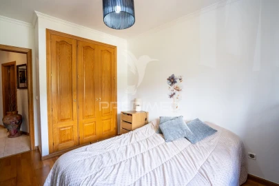 Apartamento T2 para Venda em Caniço