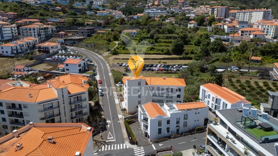 Apartamento T2 para Venda em Caniço Foto 20