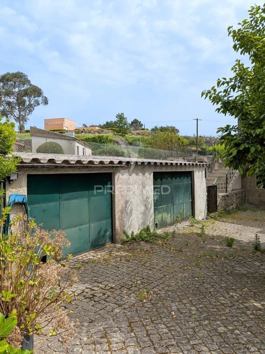 Quinta T3 para Venda em Monte Córdova Foto 15