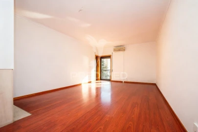 Apartamento T3 para Venda em Nogueira, Fraião e Lamaçães