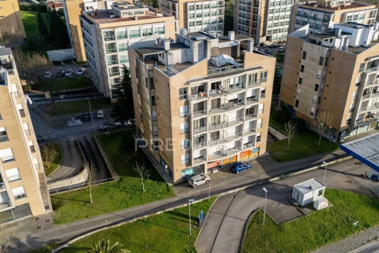 Apartamento T3 para Venda em Nogueira, Fraião e Lamaçães Foto 7