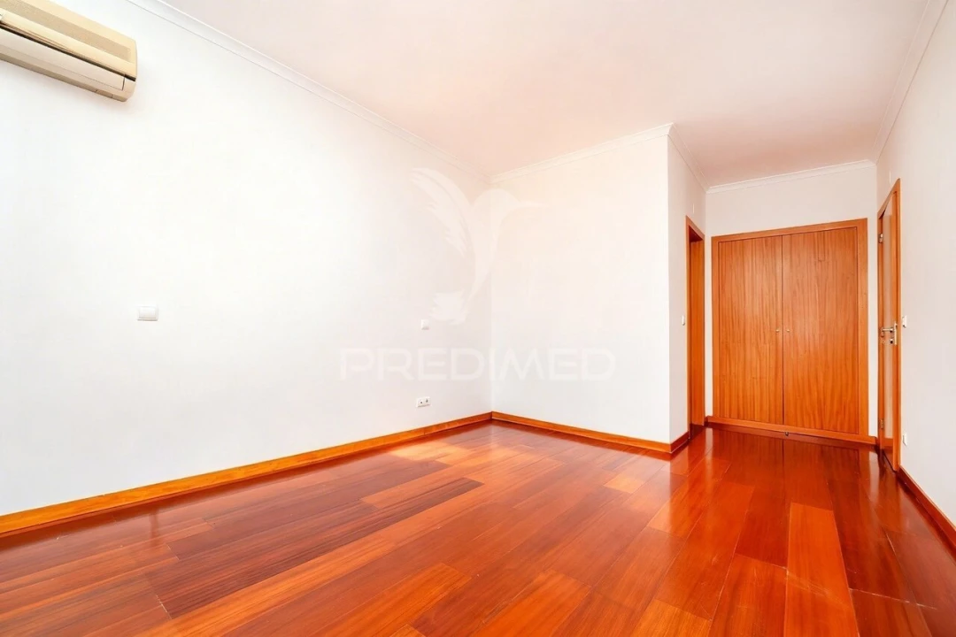 Apartamento T3 para Venda em Nogueira, Fraião e Lamaçães Foto 8