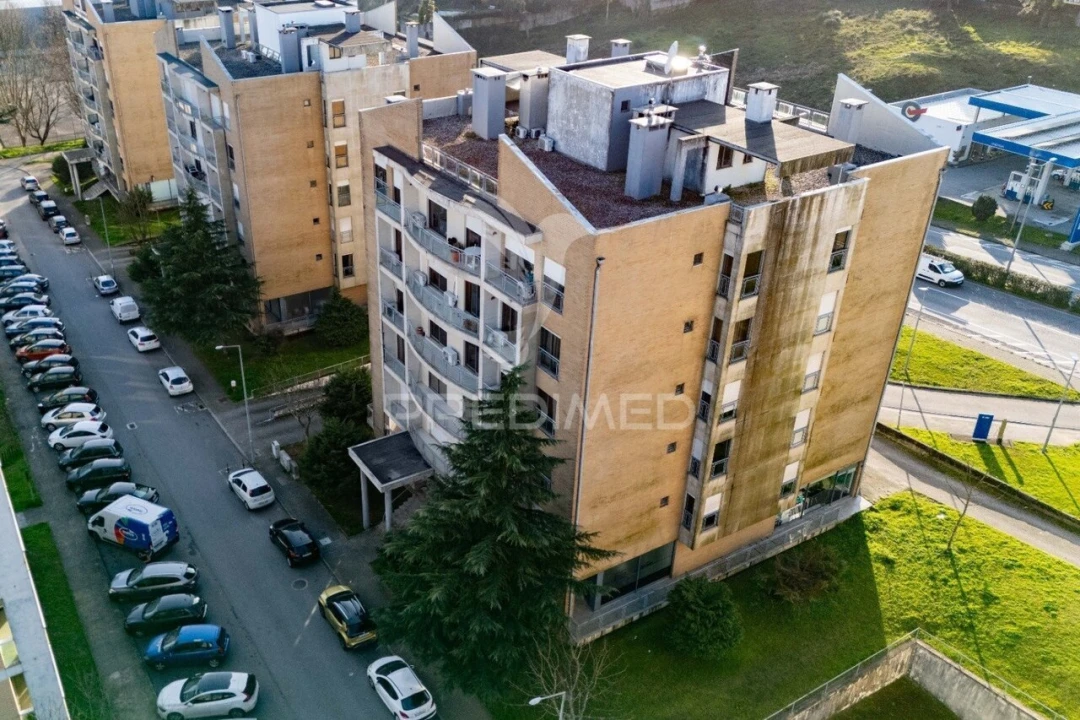 Apartamento T3 para Venda em Nogueira, Fraião e Lamaçães Foto 18