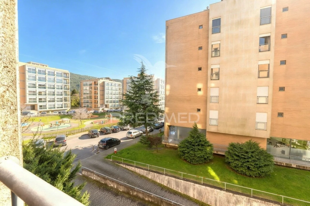 Apartamento T3 para Venda em Nogueira, Fraião e Lamaçães Foto 24