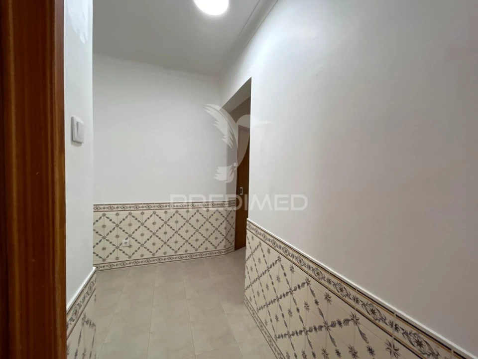 Apartamento T3 para Venda em Laranjeiro e Feijó Foto 11