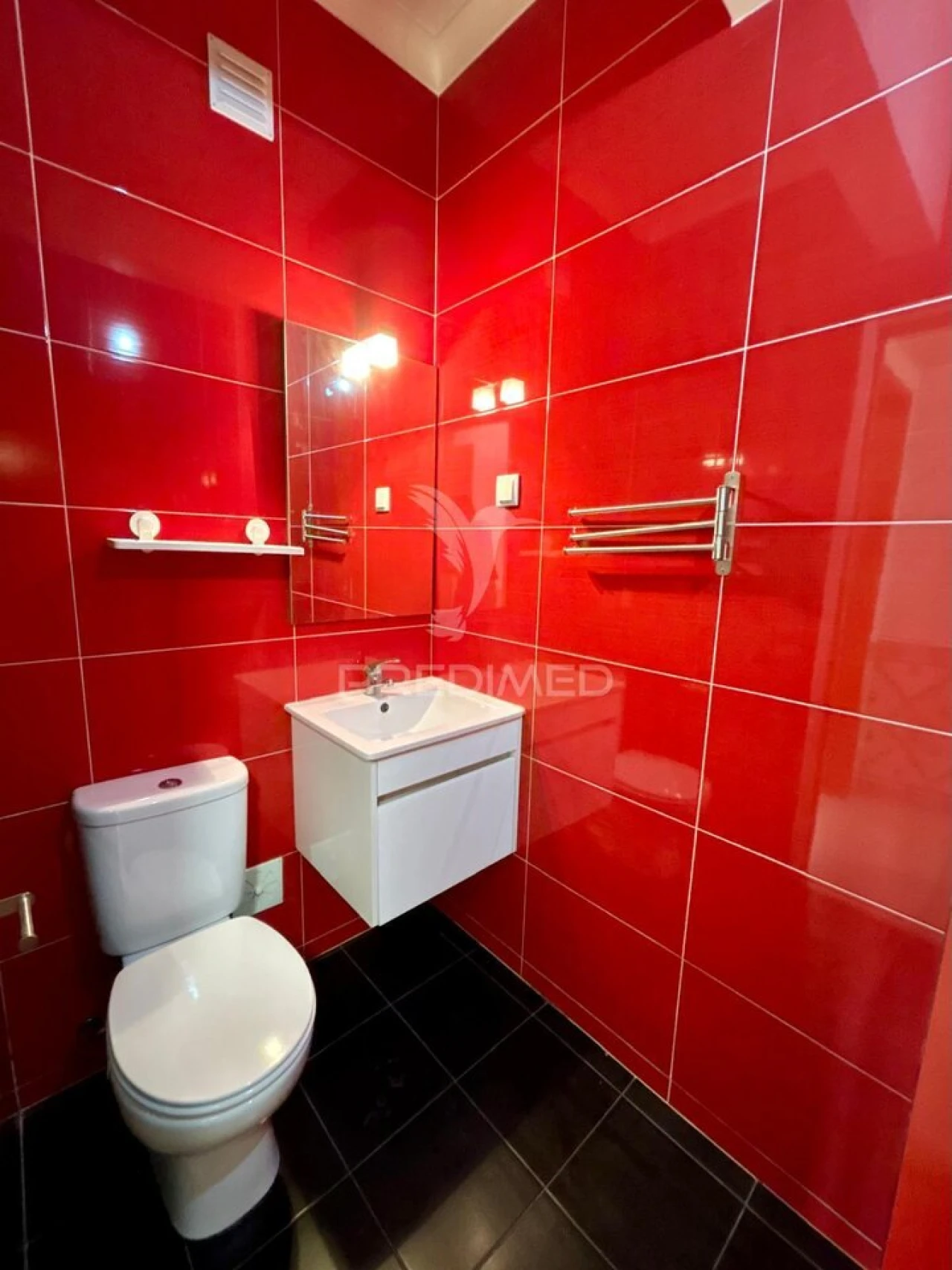 Apartamento T3 para Venda em Laranjeiro e Feijó Foto 24
