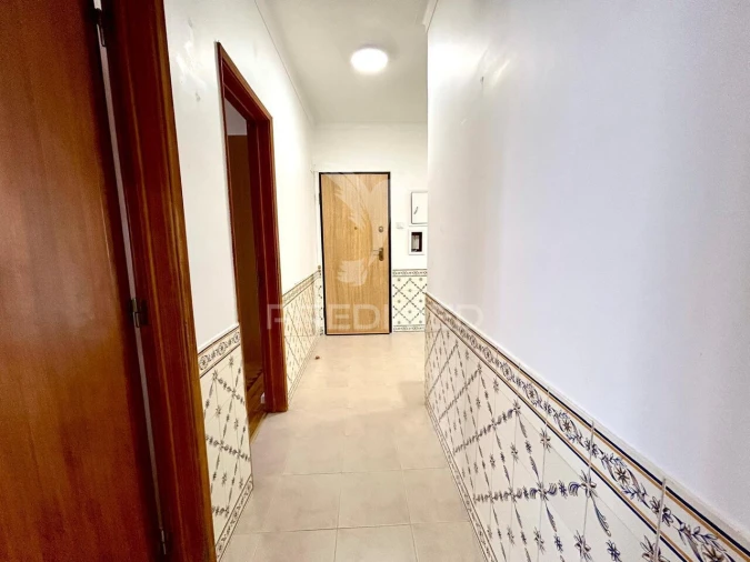 Apartamento T3 para Venda em Laranjeiro e Feijó Foto 10