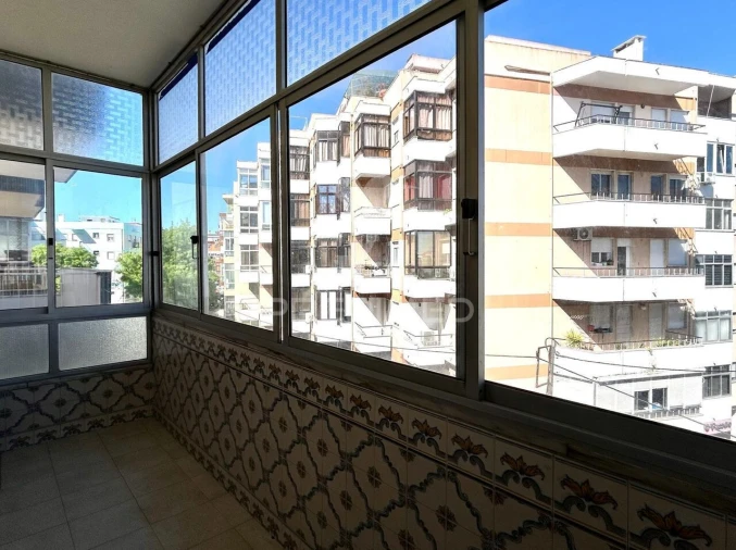 Apartamento T3 para Venda em Laranjeiro e Feijó Foto 29