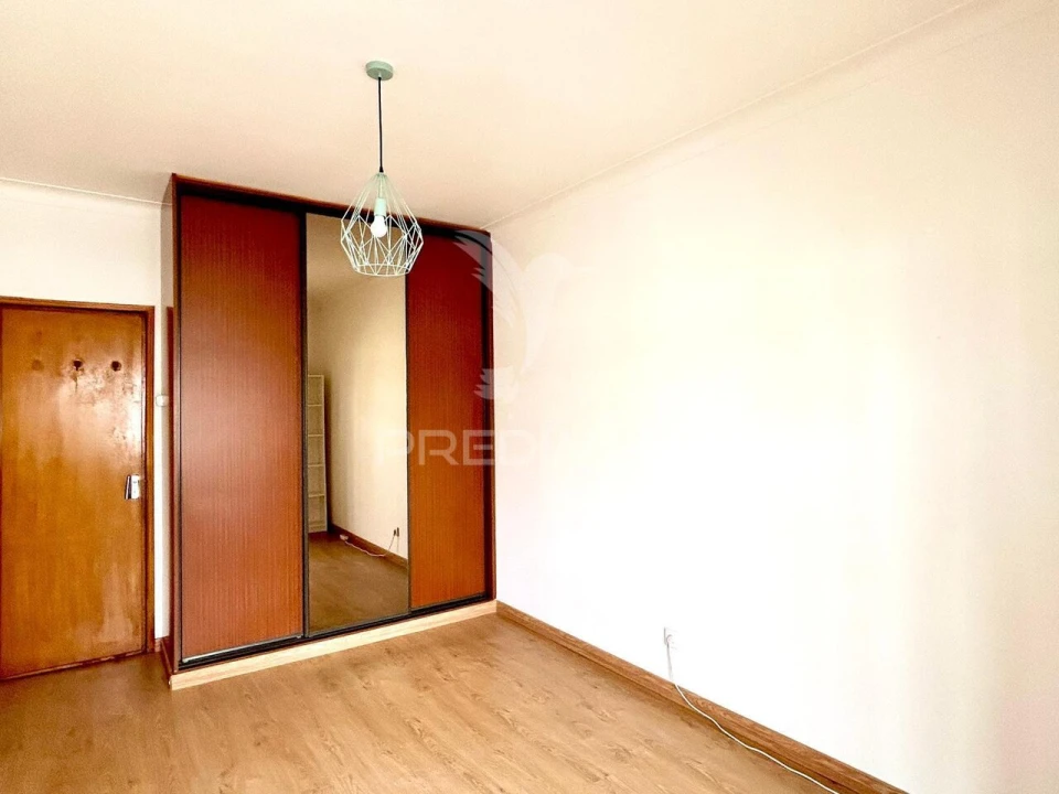 Apartamento T3 para Venda em Laranjeiro e Feijó Foto 22