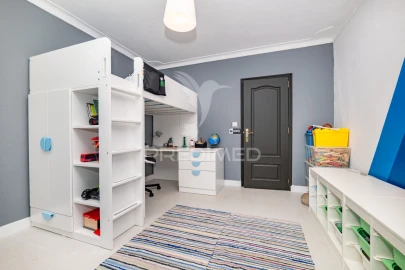 Moradia T3 para Venda em Azias