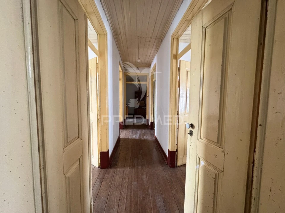 Apartamento T8 para Venda em Sardoal Foto 5