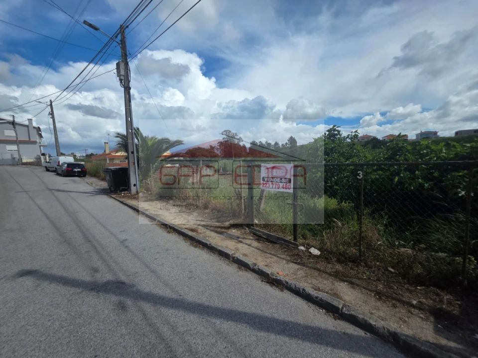 Moradia T4 para Venda em Caldas da Rainha - Santo Onofre e Serra do Bouro Foto 2