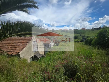 Moradia T4 para Venda em Caldas da Rainha - Santo Onofre e Serra do Bouro