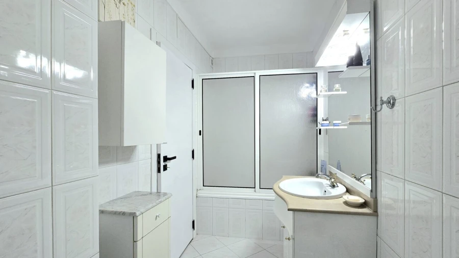 Apartamento T2 para Venda em Armação de Pera Foto 21