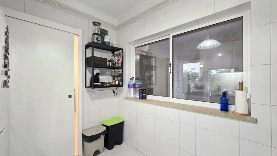Apartamento T2 para Venda em Armação de Pera Foto 15