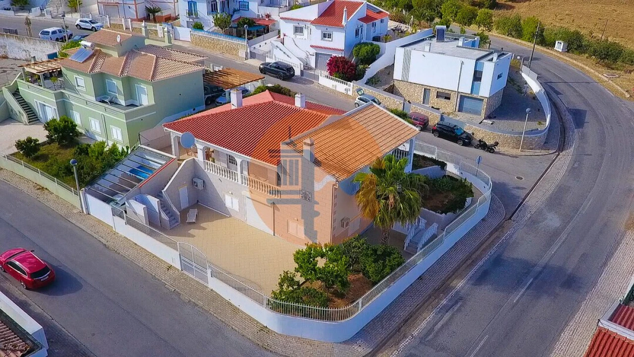 Moradia T3 para Venda em Castro Marim Foto 1